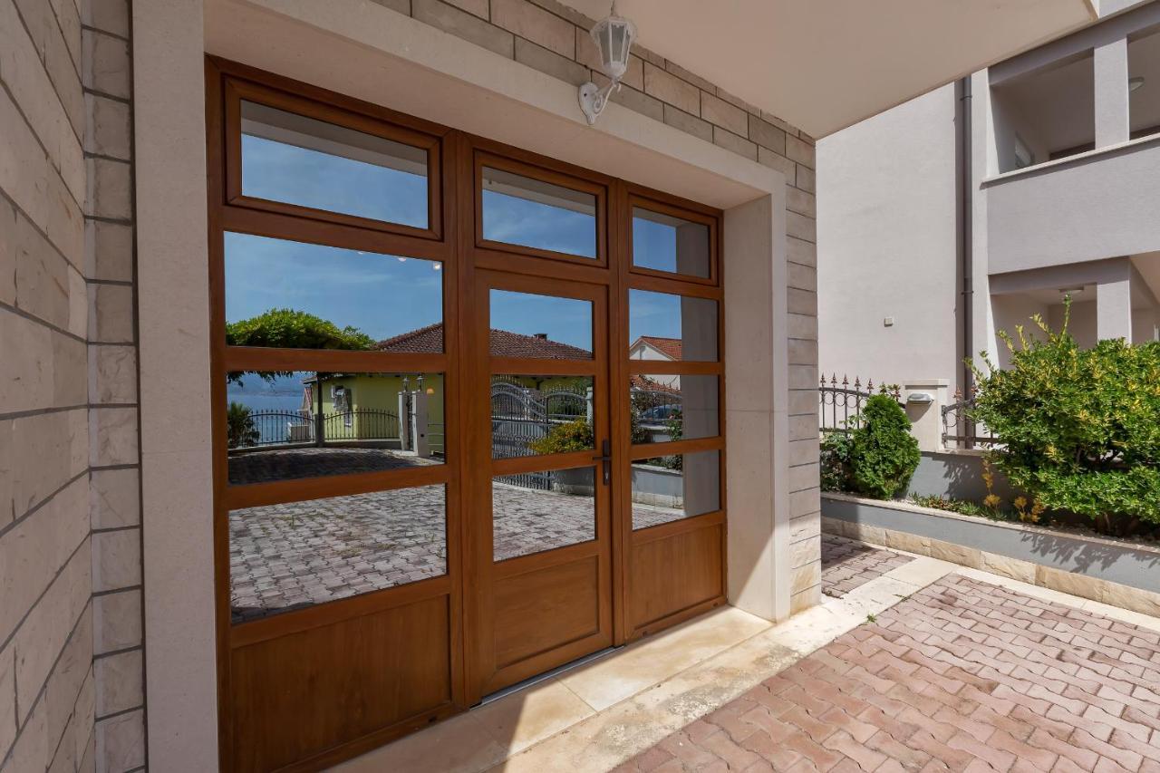 Guest House Lazeta Дуче Екстер'єр фото